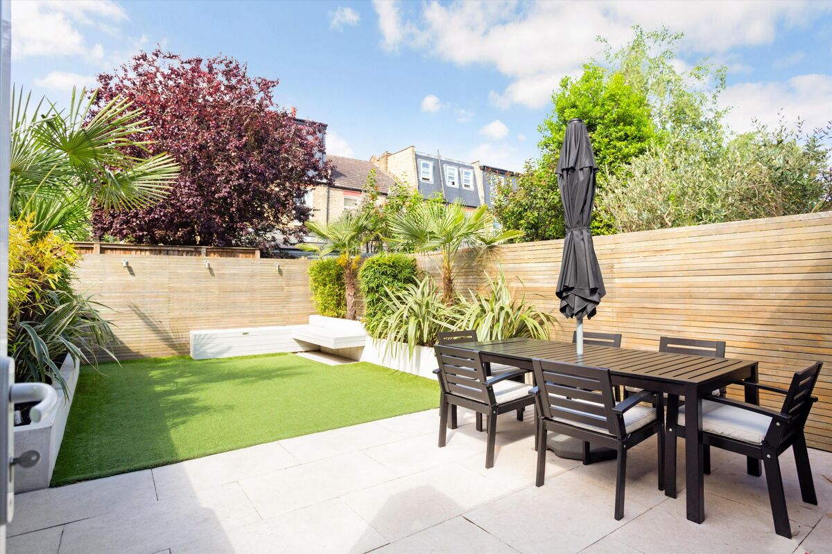 house for sale in Braemar Avenue, London, SW19 WMB012193096 Knight