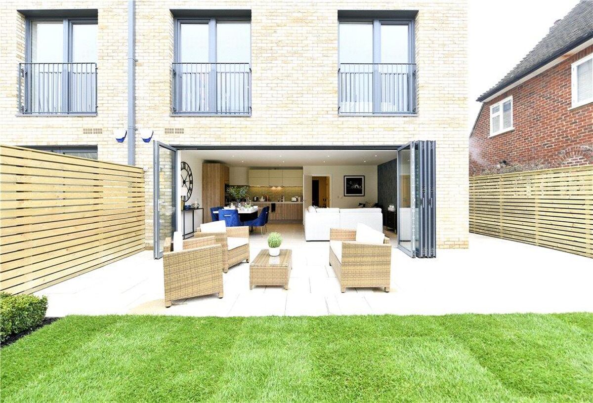 house for sale in Victoria Drive, Wandsworth, London, SW19