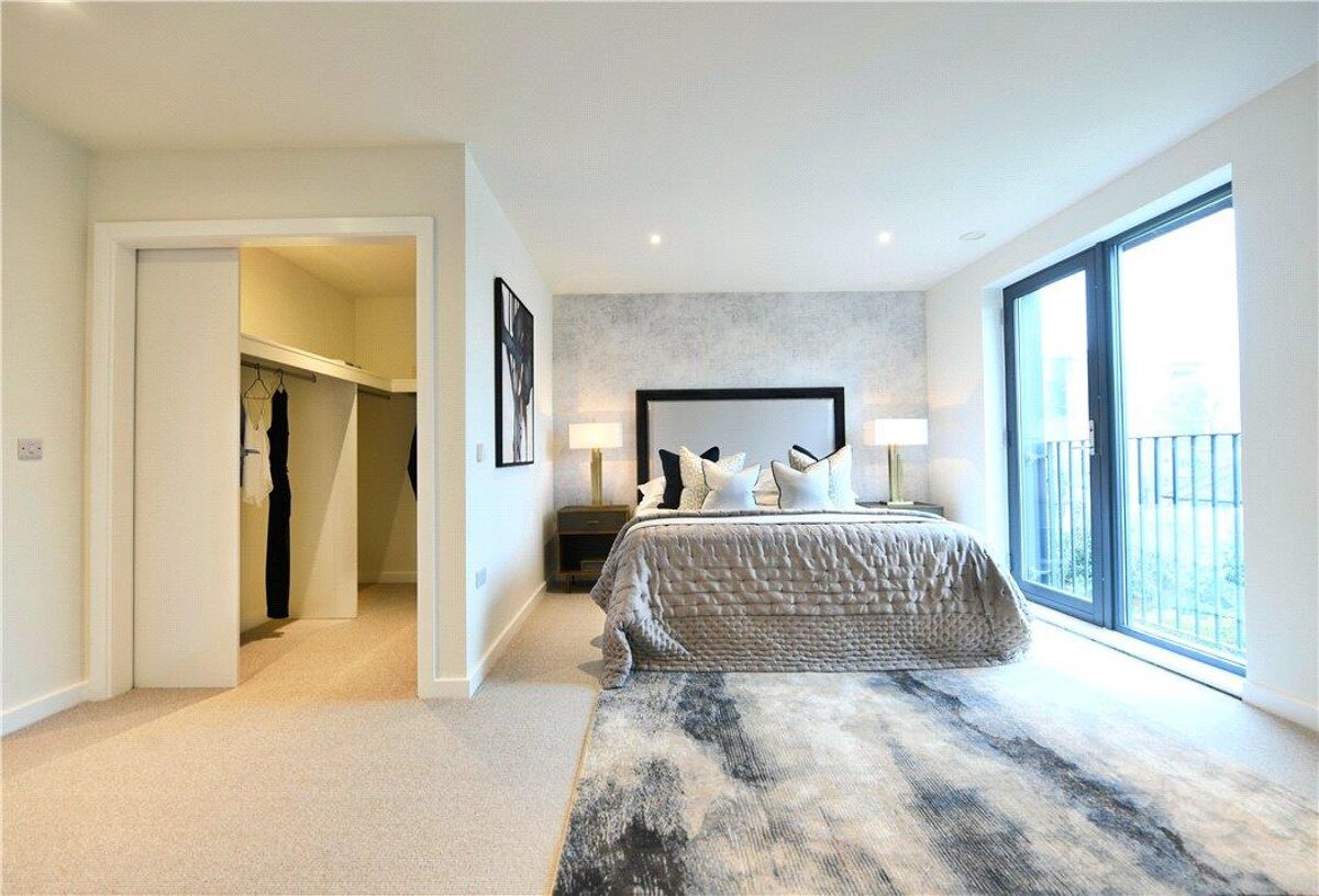 house for sale in Victoria Drive, Wandsworth, London, SW19