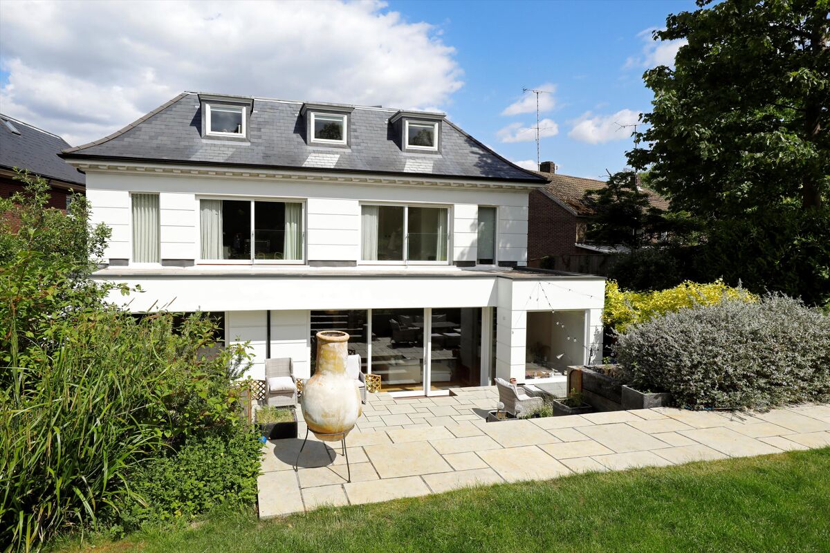 Pand te koop Deepdale, Wimbledon Village, London, SW19 Knight Frank