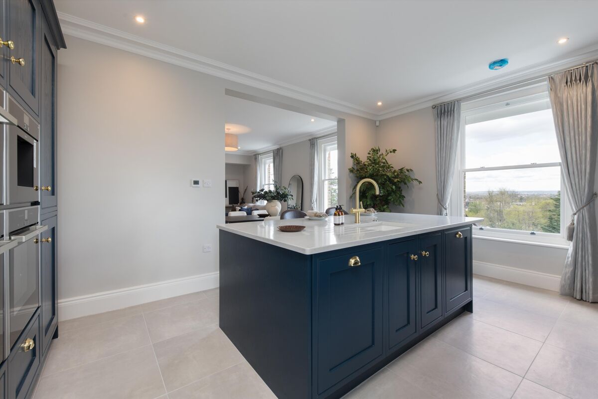 flat for sale in 3A Thornton Hill, Wimbledon, London, SW19 WMB012269594 Knight Frank