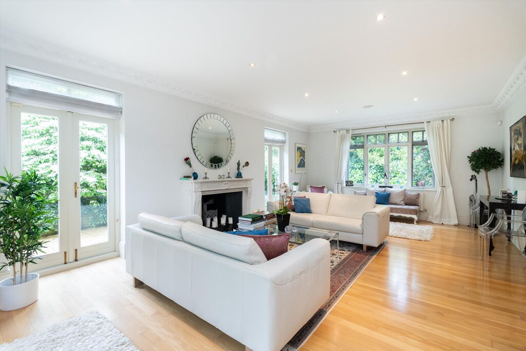 Image of Bathgate Road, Wimbledon, London, SW19