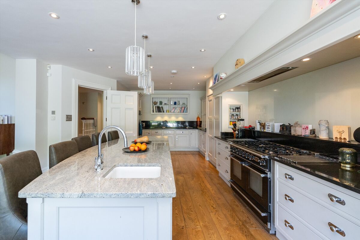 house for sale in Road, London, SW15 WMB012382058 Knight