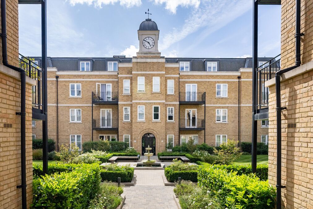Image of Atkinson Close, Wimbledon, London, SW20