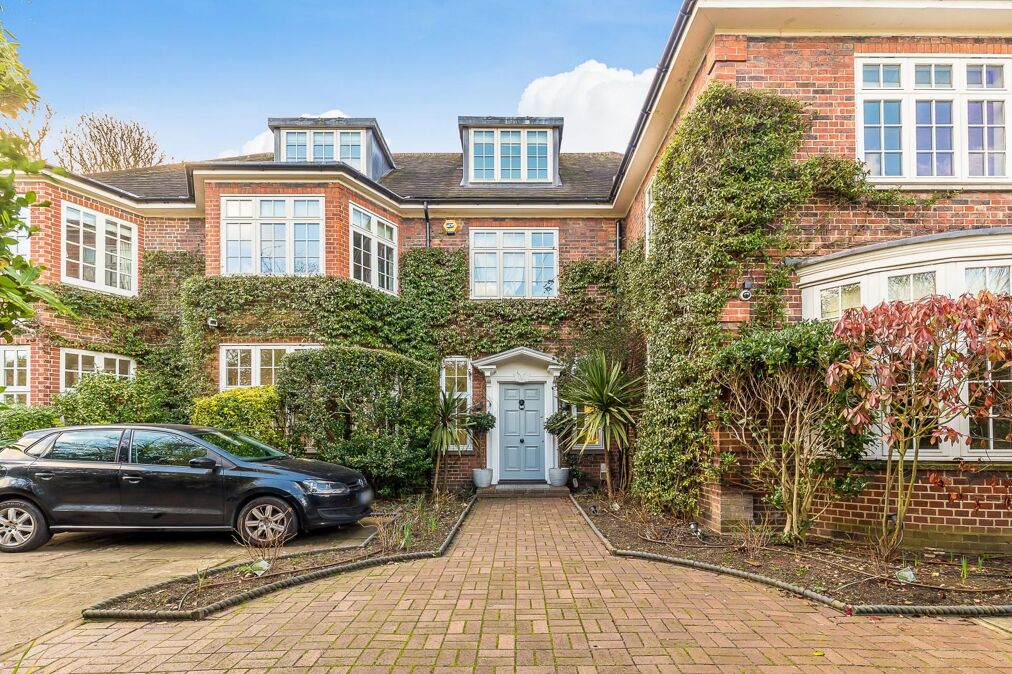 Image of Longwood Drive, Putney, London, SW15