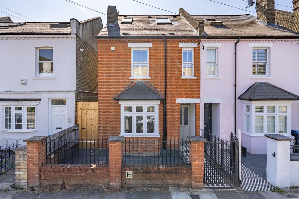 Image of Effra Road, London, SW19