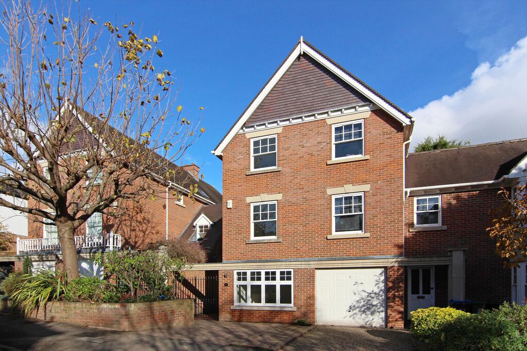 Image of Raymond Road, London SW19