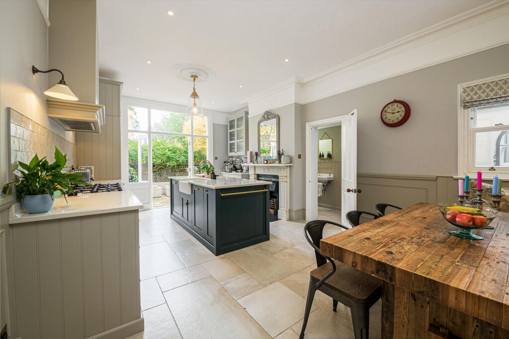 Image of Hotham Road, London, SW15.