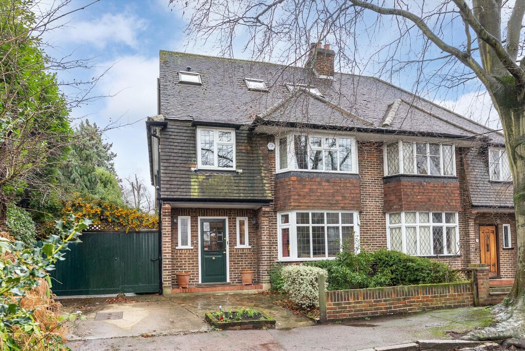 Image of Holland Avenue, London, SW20