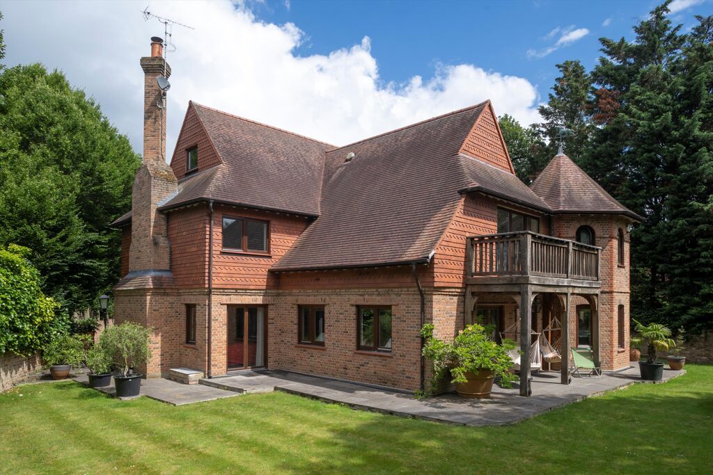 Image of Beverley Lane, Coombe Estate, Kingston Upon Thames, Surrey, KT2