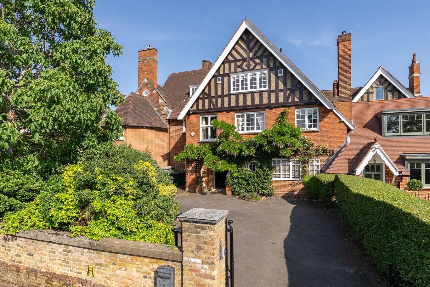 Image of Southside Common, Wimbledon, London SW19