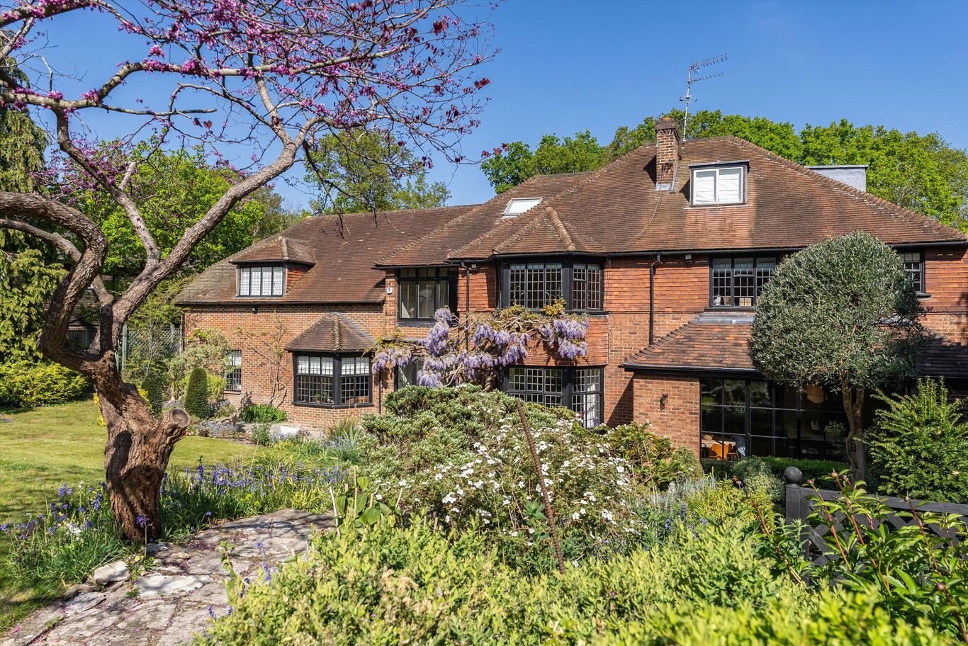 Image of Ellerton Road, Wimbledon, London SW20