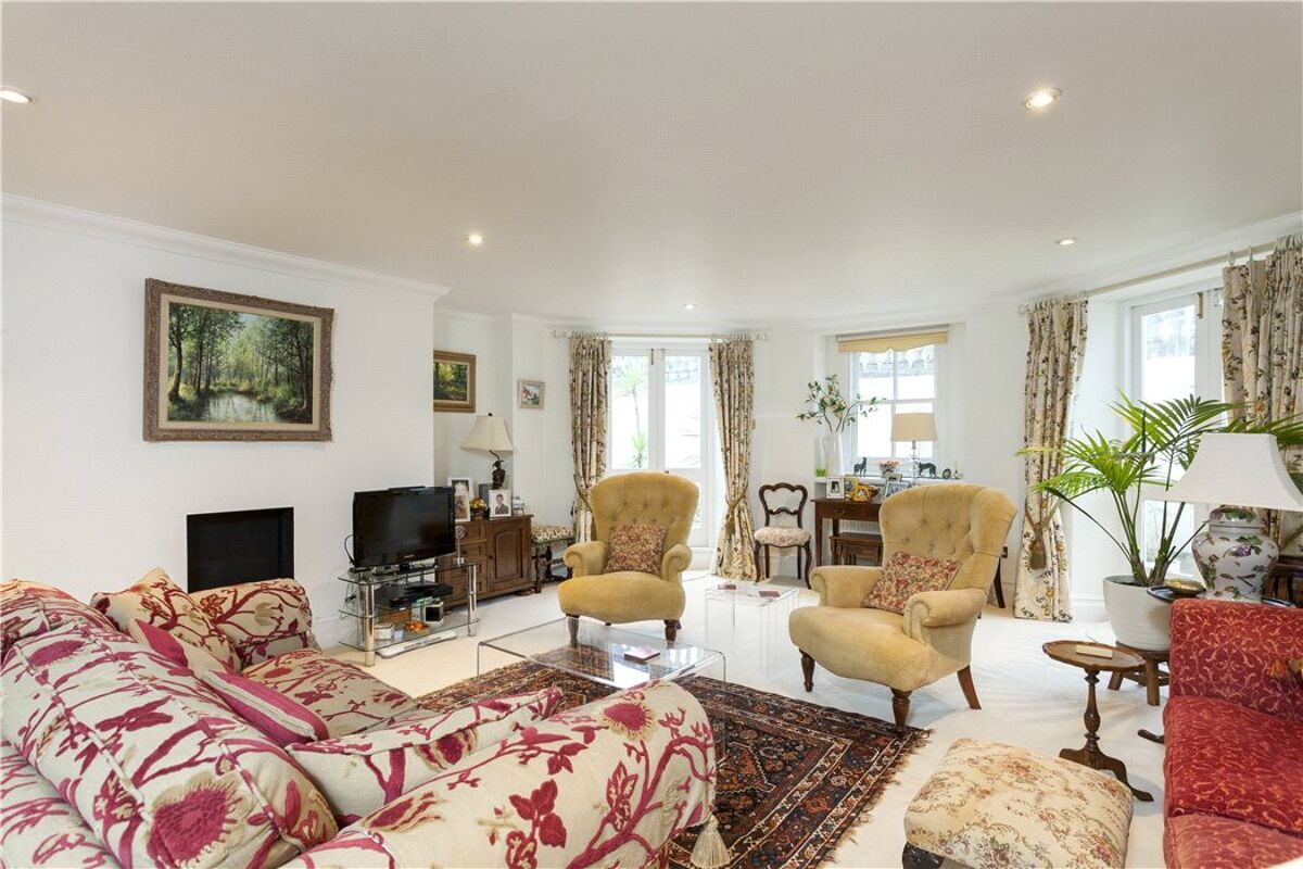 flat for sale in Kingston Hill Place, Kingston Hill, Kingston Upon Thames, KT2 WMB090178