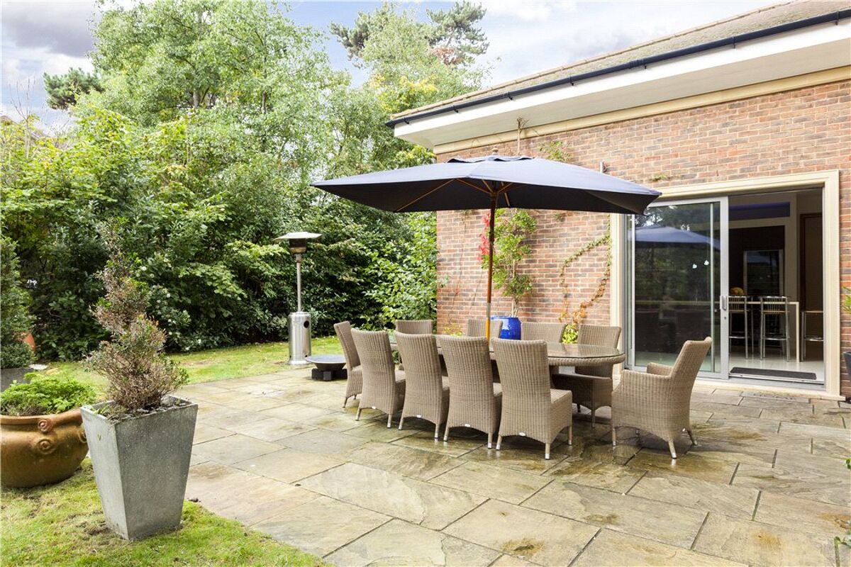 house for sale in Telegraph Cottage, Warren Road, Kingston upon Thames