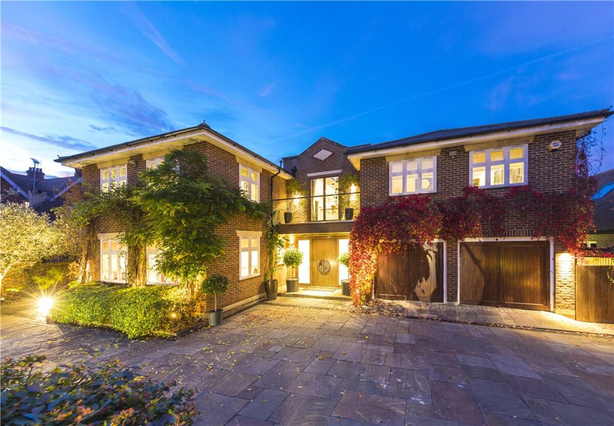 house for sale in Arthur Road, Wimbledon, London, SW19 WMB110160