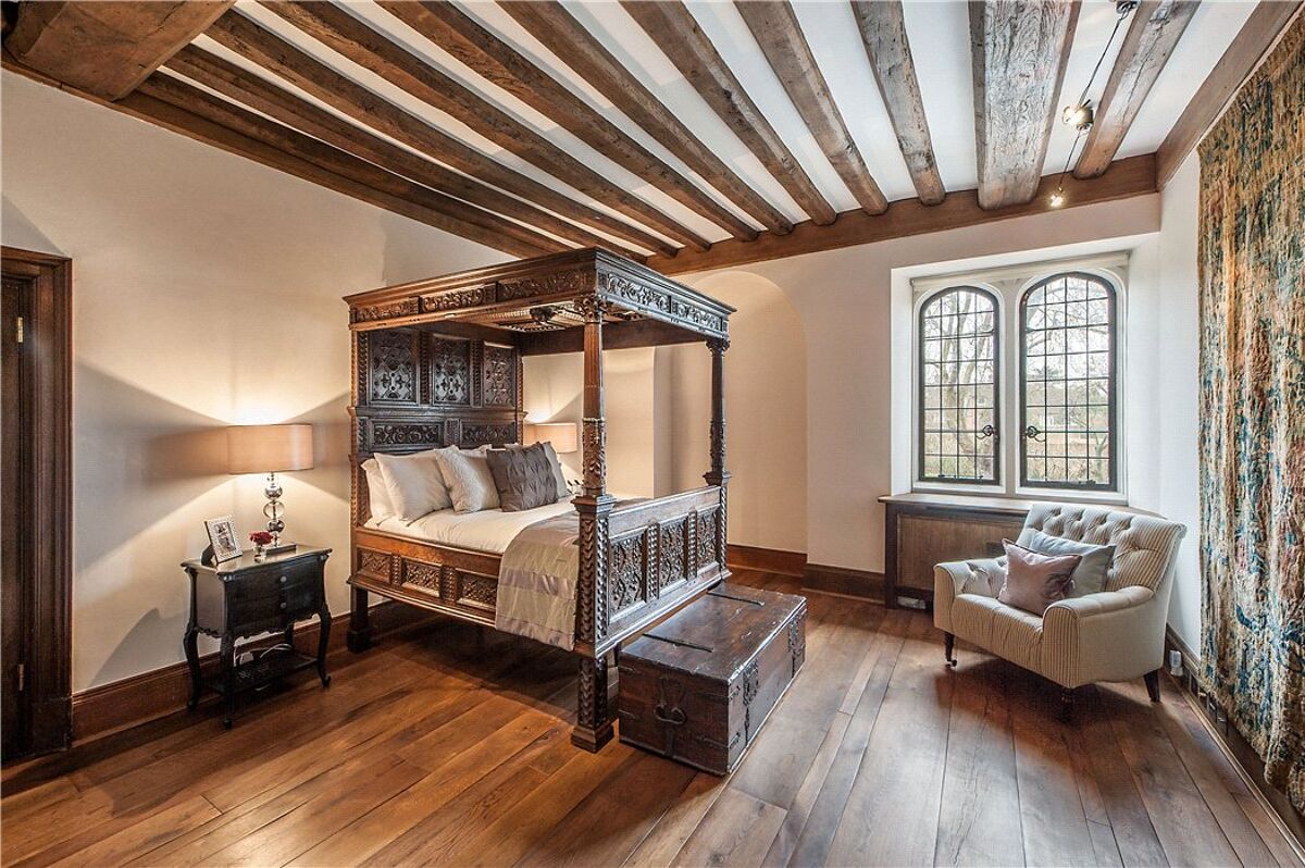 house for sale in Church Road, Wimbledon, London, SW19 WMB120086