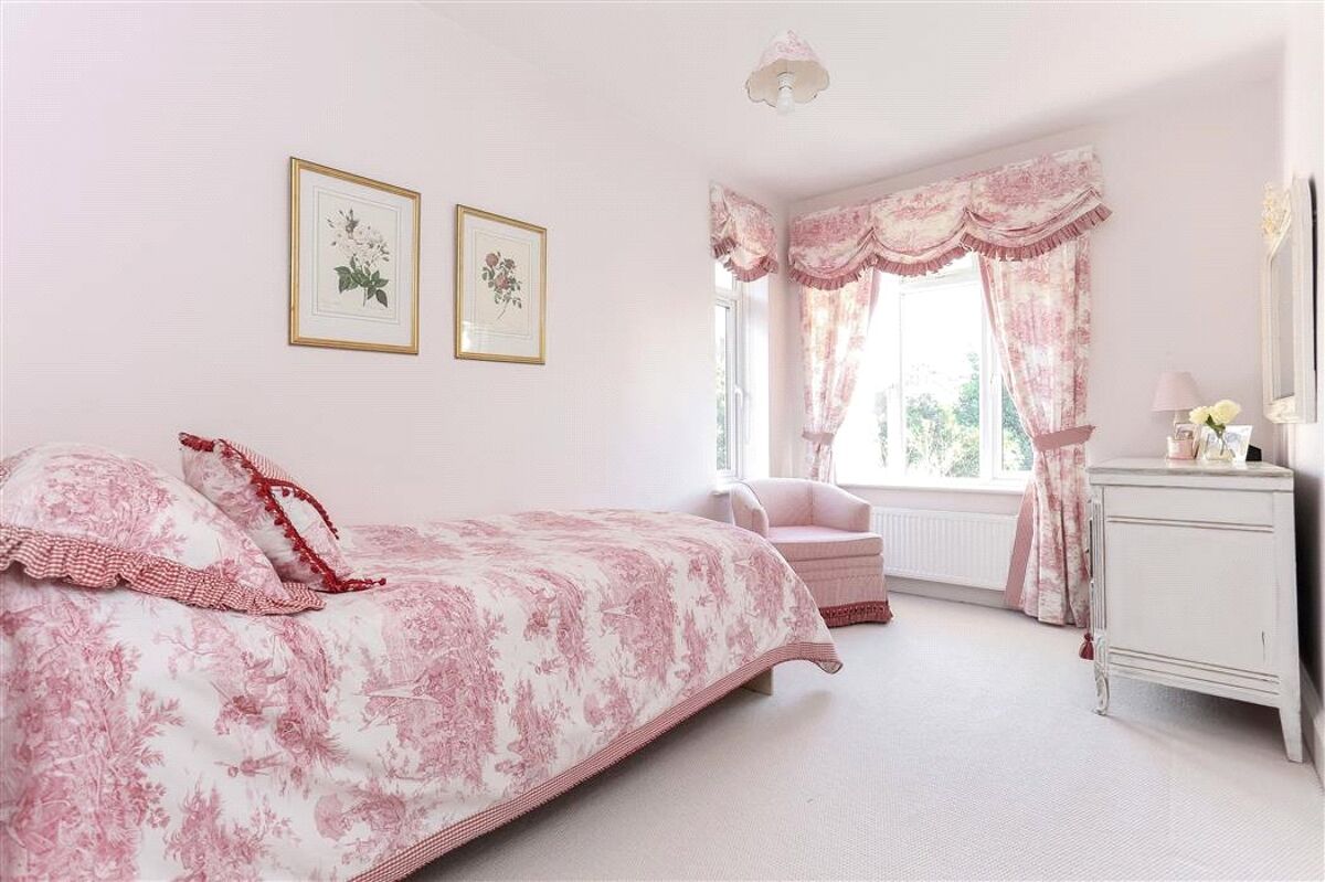 house for sale in Barham Road, London, SW20 WMB130234 Knight Frank