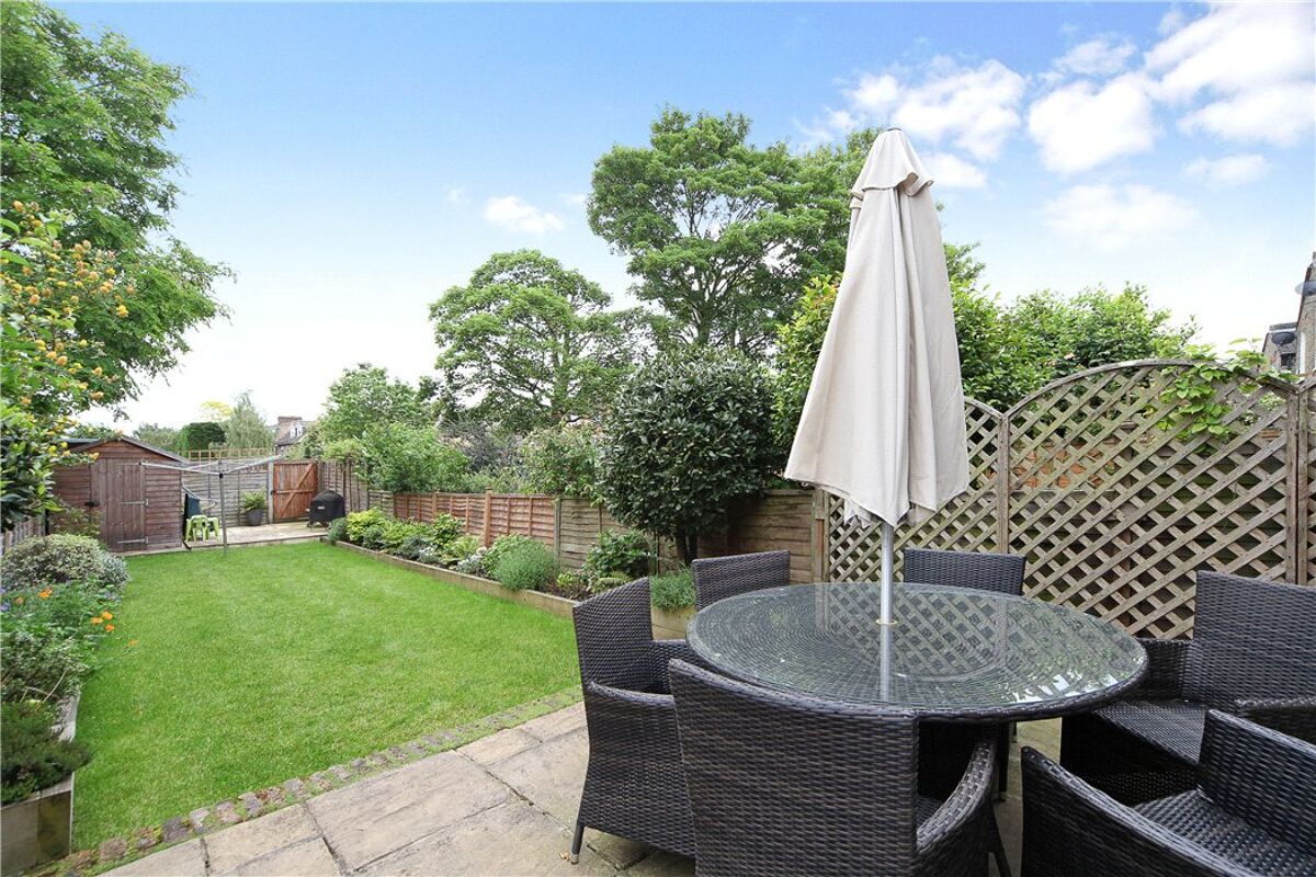 house for sale in Merton Hall Road, Wimbledon, London, SW19 WMB140117 Knight Frank