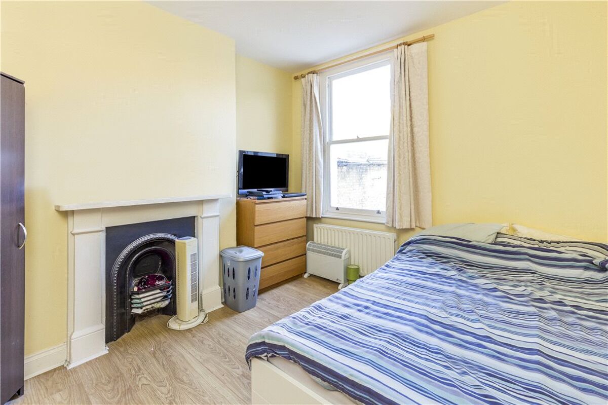 house for sale in Alexandra Road, Wimbledon, London, SW19 WMB160128