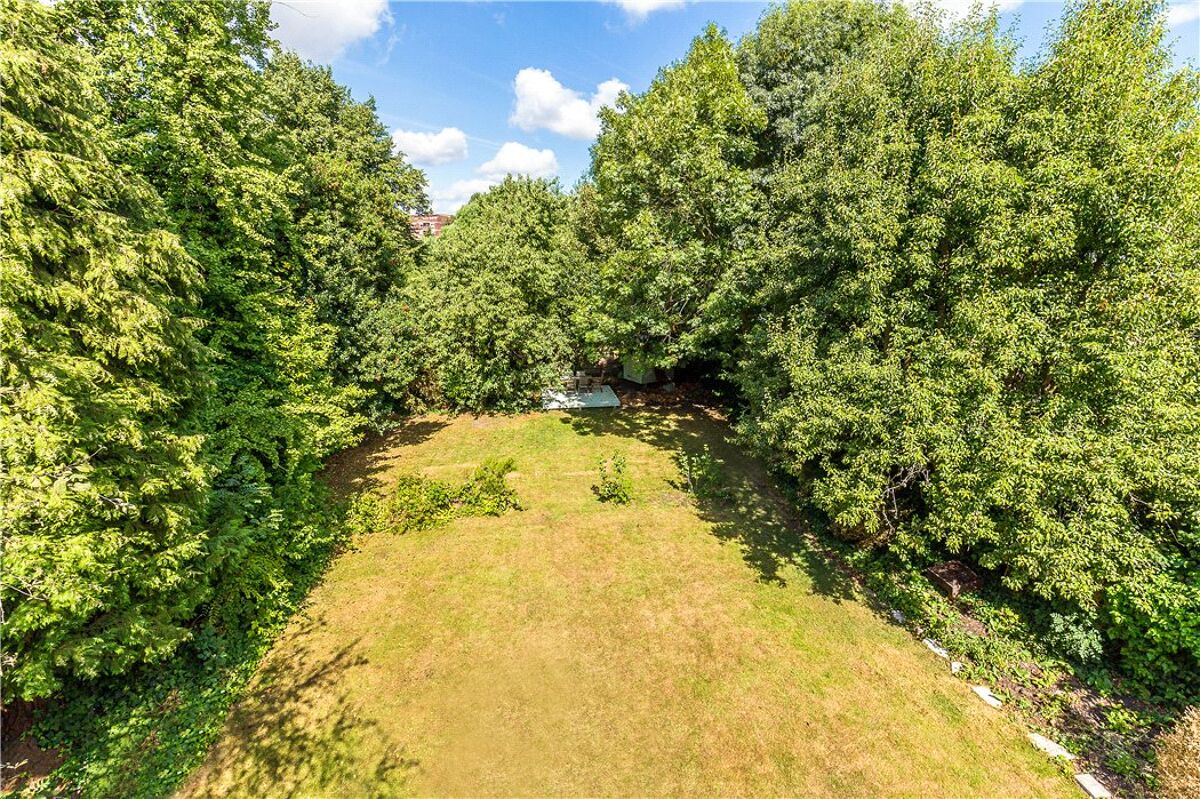 flat for sale in Woodside, London, SW19 WMB170115 Knight Frank