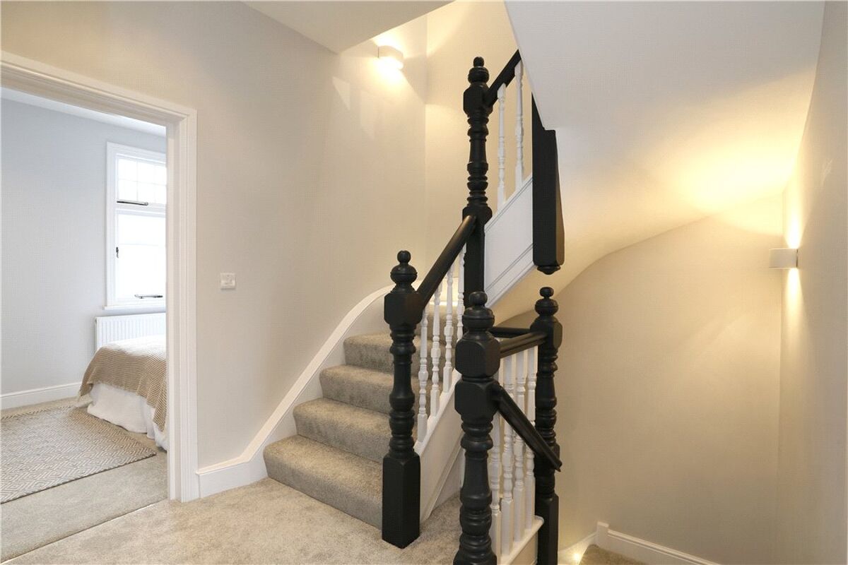 house for sale in Oakwood Road, London, SW20 WMB170226 Knight Frank