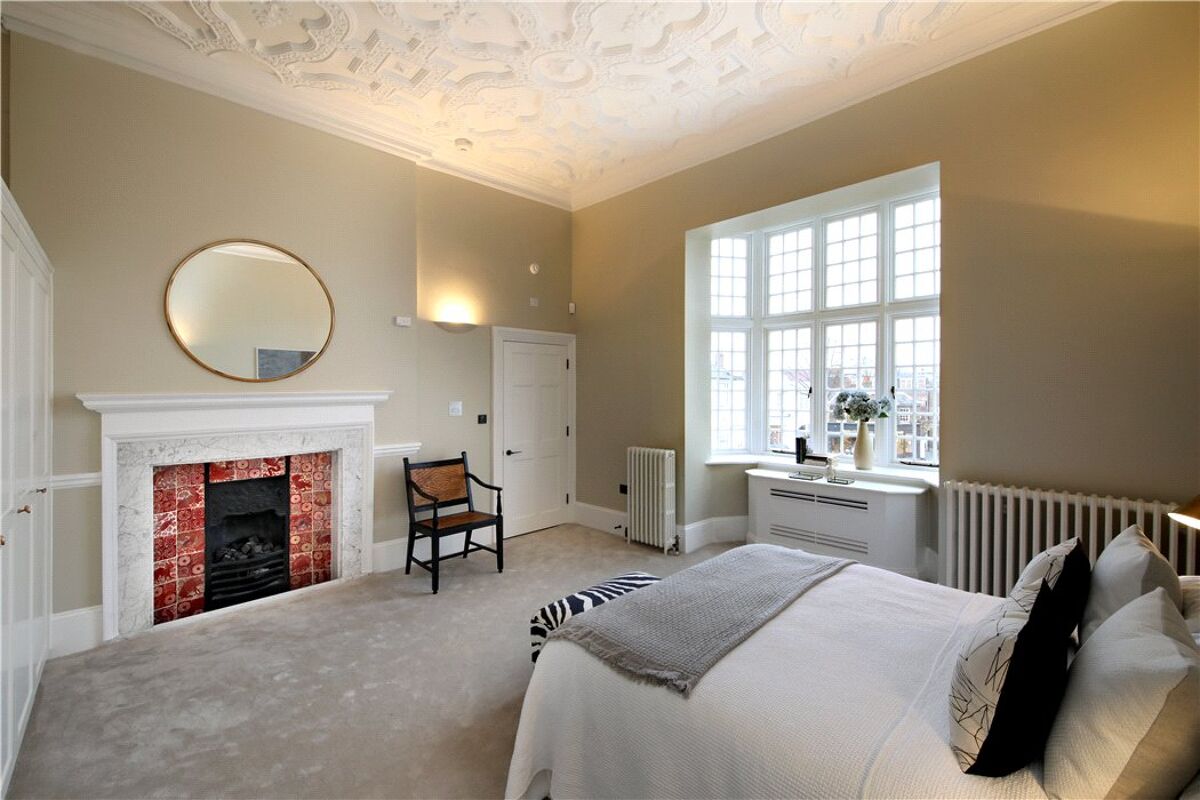 flat for sale in Flat 7, Eagle House, High Street, Wimbledon Village