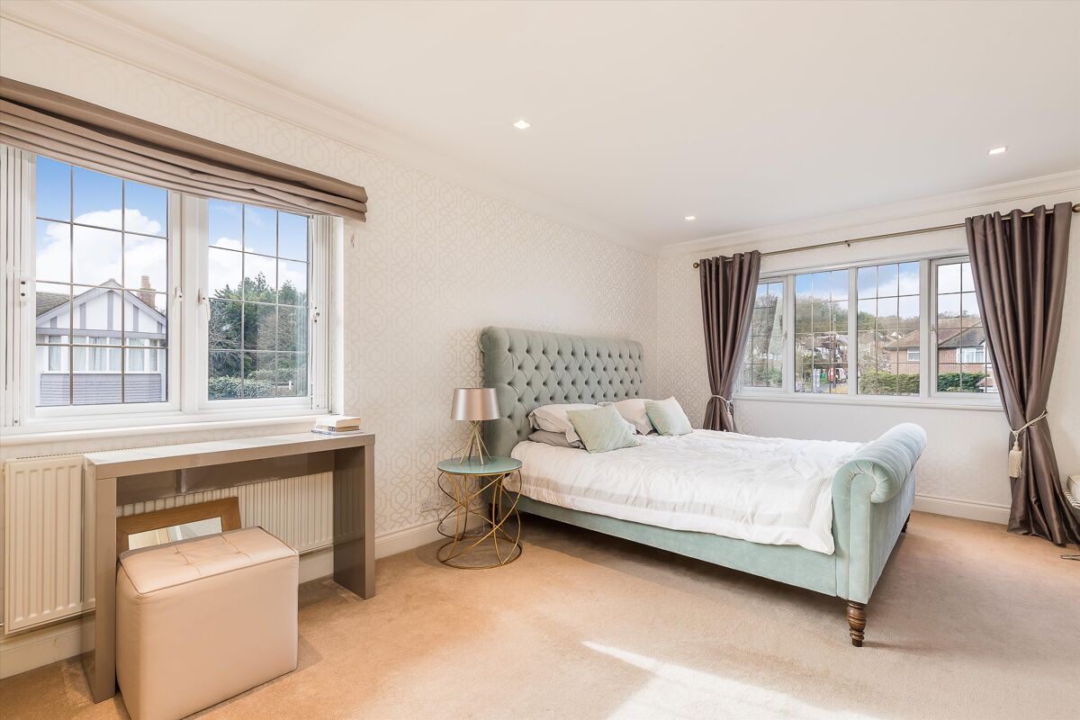 house for sale in Robin Hood Lane, London, SW15 WMB190171 Knight Frank