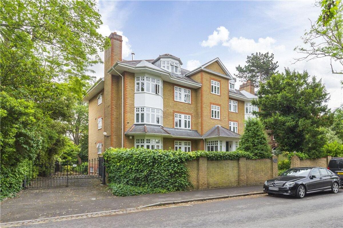 flat to rent in Arterberry Road, Wimbledon, London, SW20 WMQ012136377