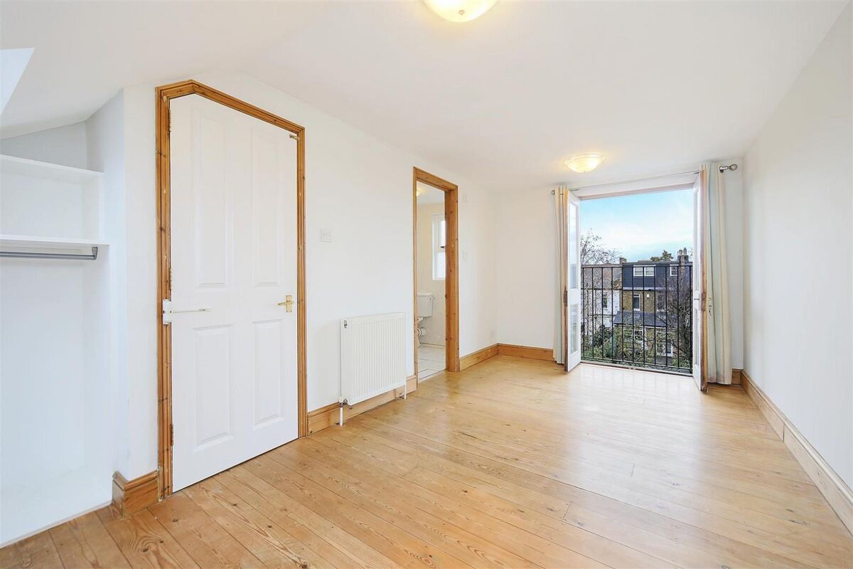 flat to rent in Florence Road, Wimbledon, London, SW19 WMQ012220214 Knight Frank