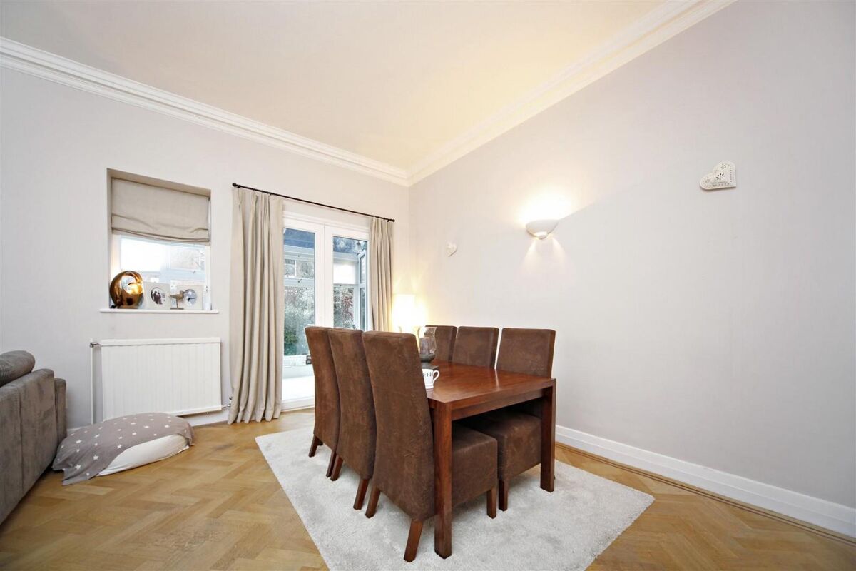 flat to rent in The Grange, Wimbledon, London, SW19 WMQ012296234