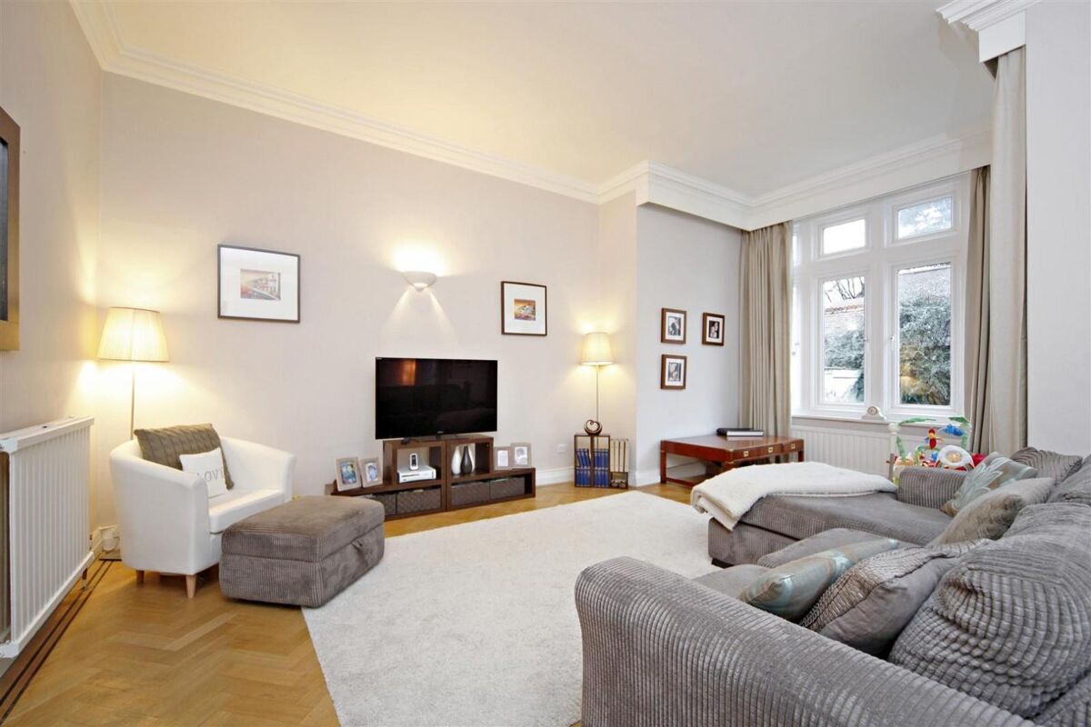 flat to rent in The Grange, Wimbledon, London, SW19 WMQ012296234 Knight Frank