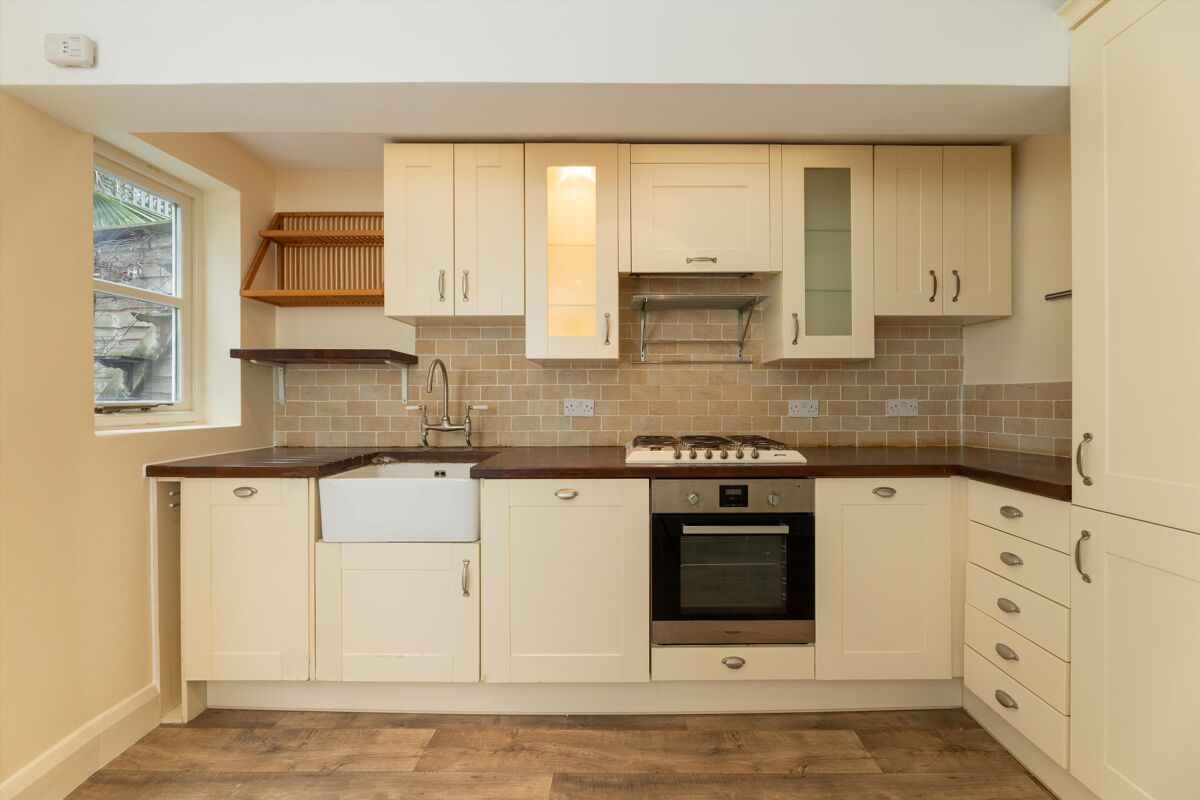 house to rent in Crooked Billet, London, SW19 WMQ012364687 Knight Frank