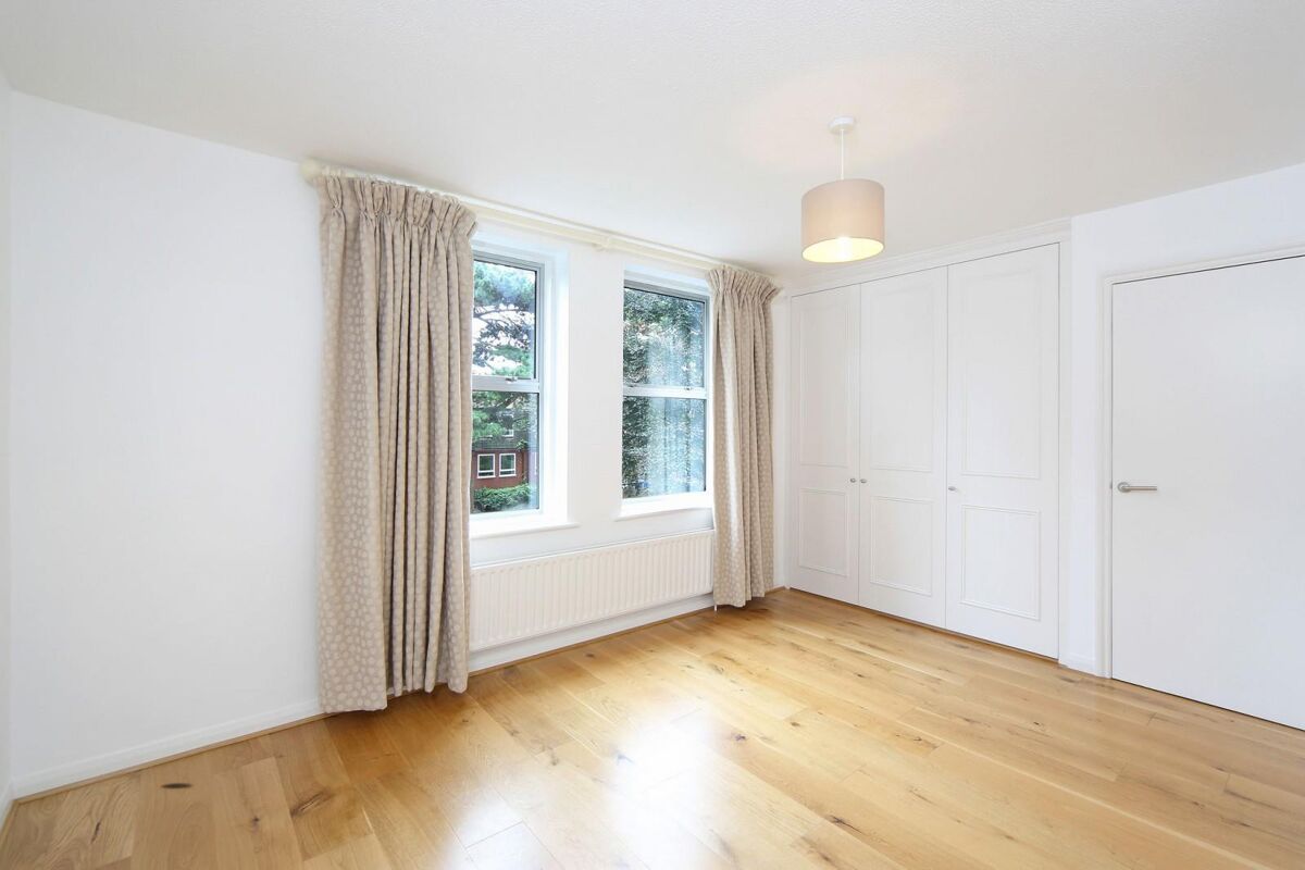 house to rent in The Drive, West Wimbledon, London, SW20 WMQ012389834 Knight Frank