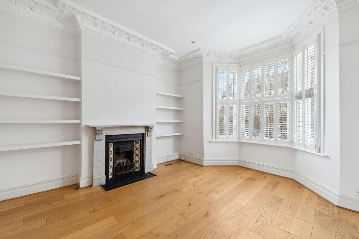 house to rent in Rostrevor Road, Wimbledon, London, SW19 WMQ012417044