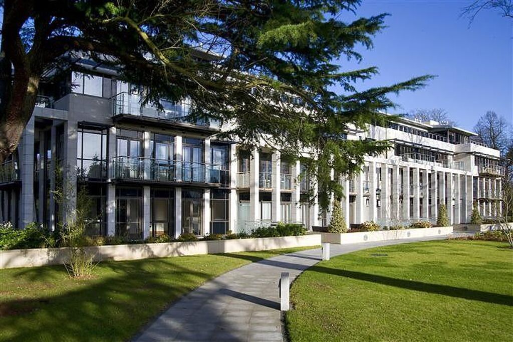 Image of Charters Garden House, Charters Road, Ascot, Berkshire, SL5