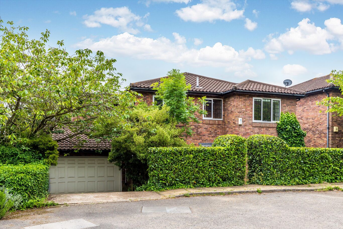Image of Arthur Road, Wimbledon SW19