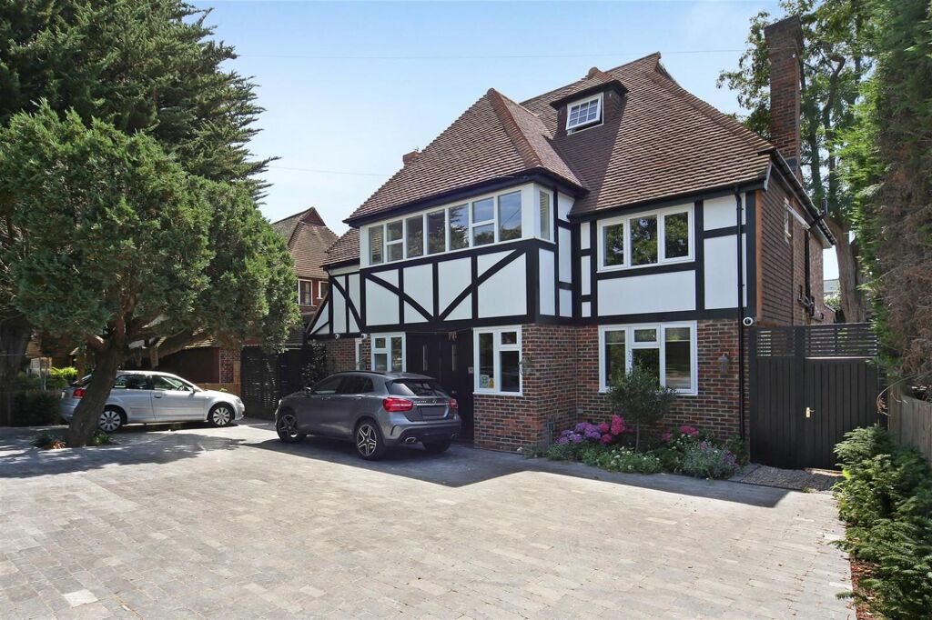 Image of Bathgate Road, Wimbledon, London SW19