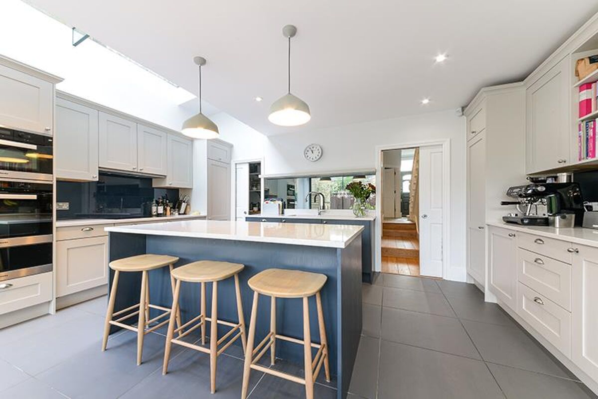 house for sale in Boundaries Road, Balham, London, SW12. WND012001374