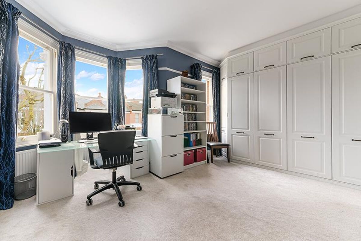 house for sale in Boundaries Road, Balham, London, SW12. WND012001374