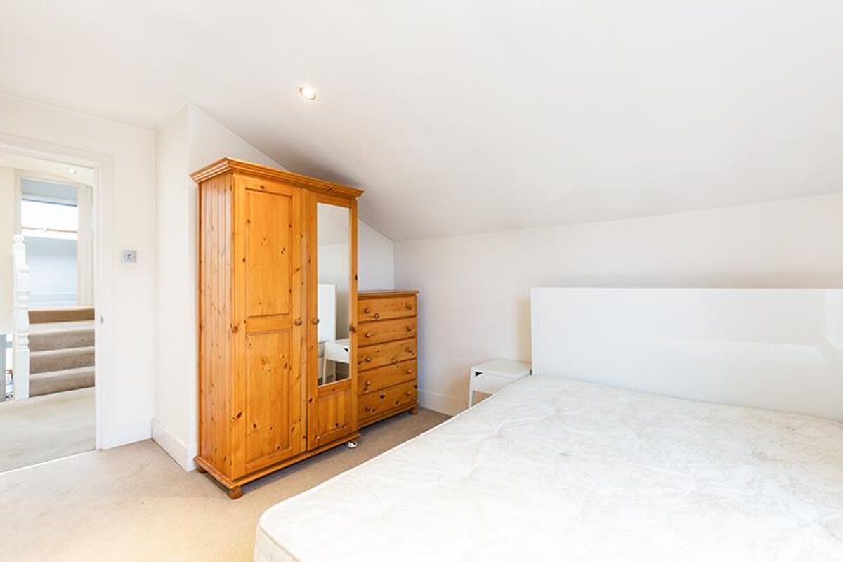 flat for sale in Ballater Road, London, SW2 WND012032162 Knight Frank