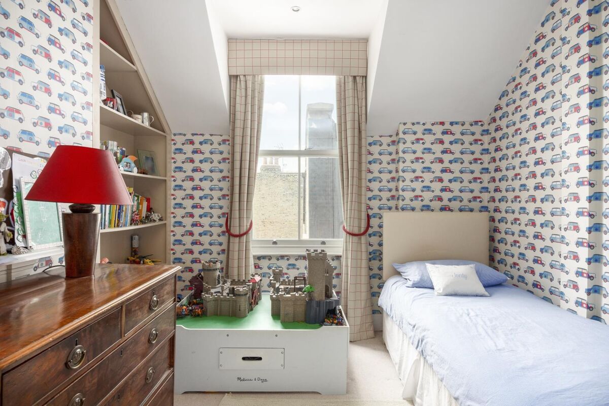 house for sale in Clapham Common West Side, London, SW4 WND012046010