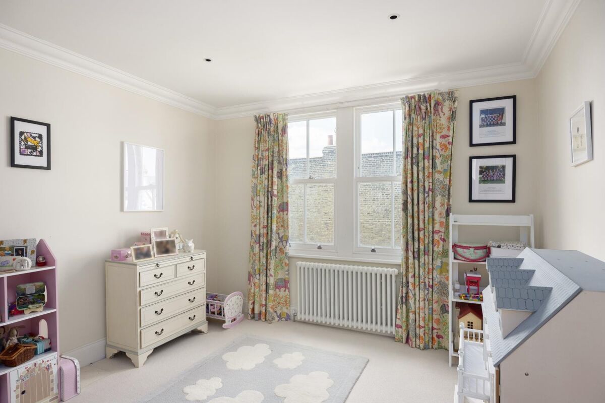 house for sale in Clapham Common West Side, London, SW4 WND012046010