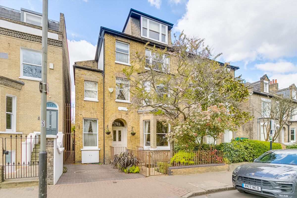 house for sale in St. James's Drive, London, SW17 WND012046666