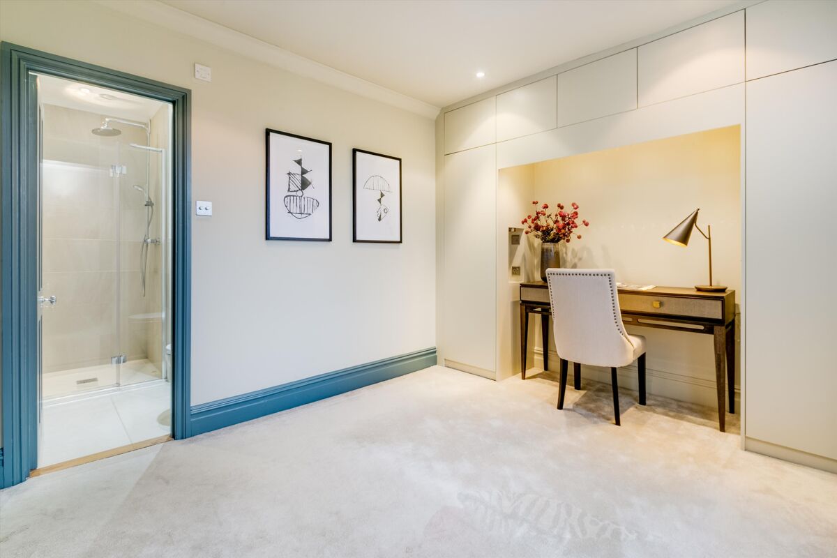 house for sale in St. James's Drive, London, SW17 WND012050900