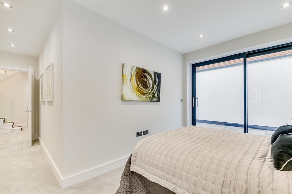 house for sale in Trinity Road, London, SW17 WND012055878 Knight Frank