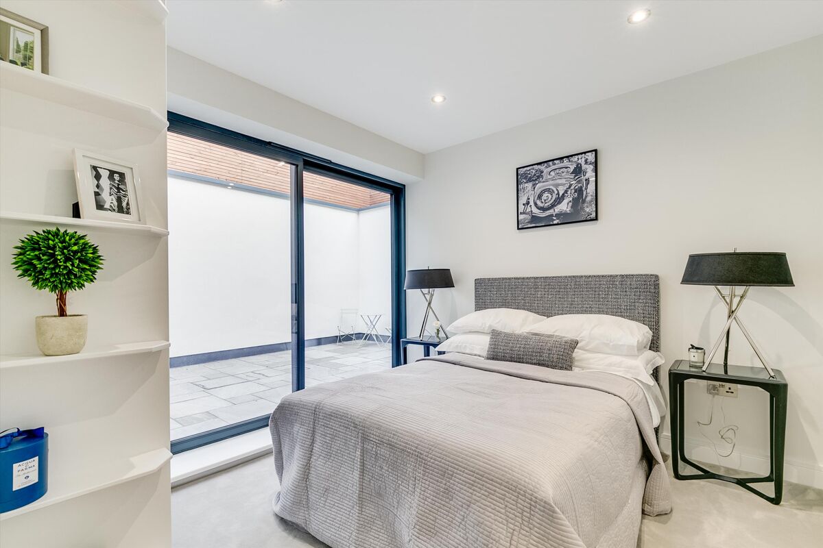 house for sale in Trinity Road, London, SW17 WND012055878 Knight Frank