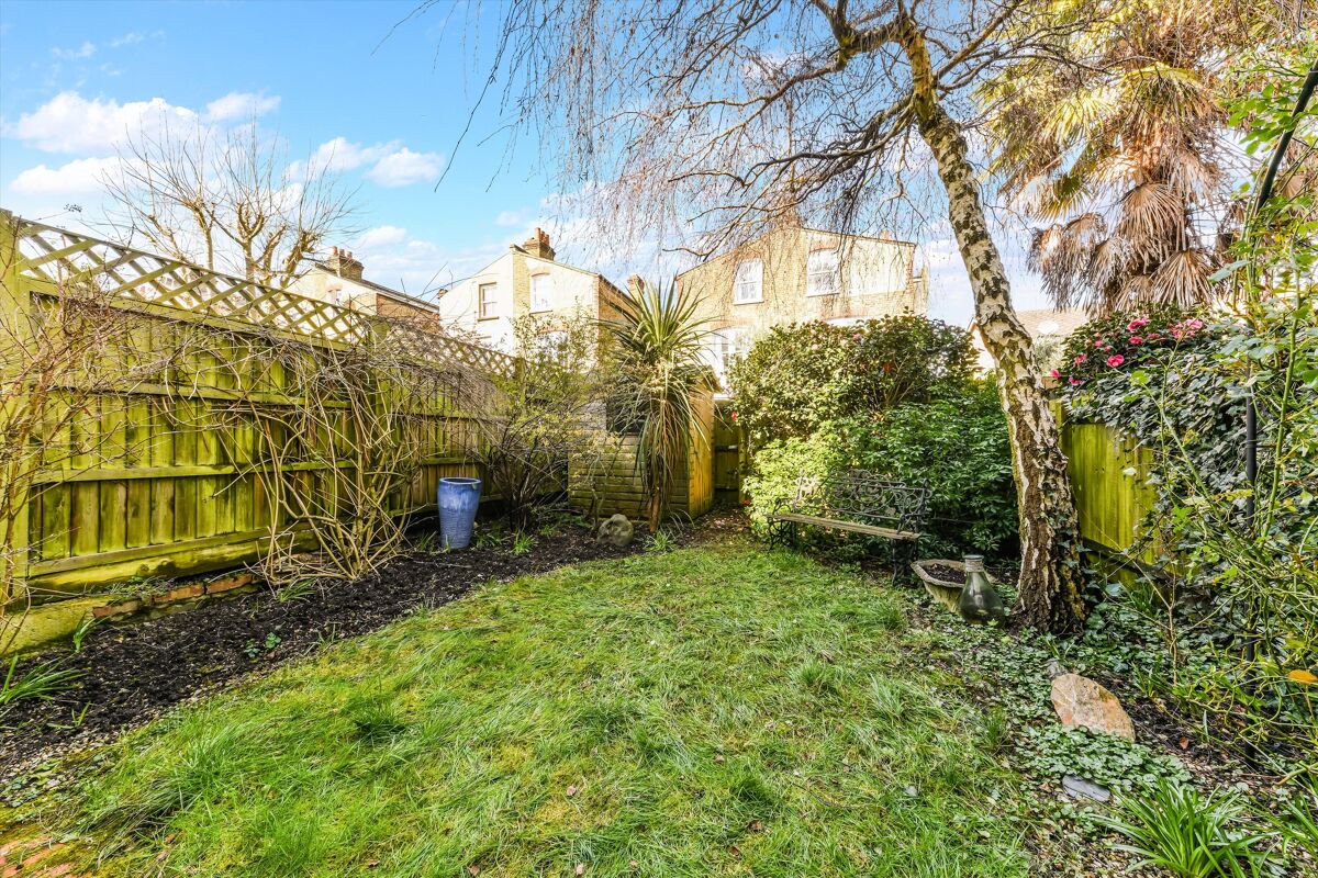 Immobilien zum Kauf Airedale Road, London, SW12 Knight Frank