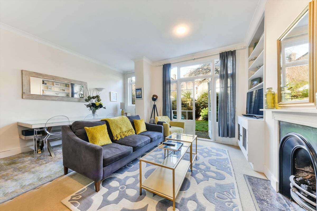flat for sale in Airedale Road, London, SW12 WND012057203 Knight Frank