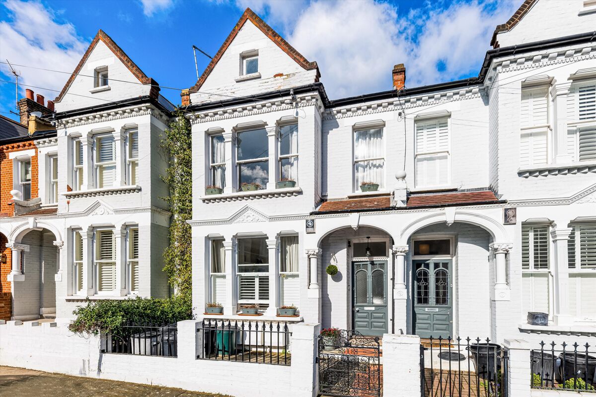 Immobilien zum Kauf Airedale Road, London, SW12 Knight Frank