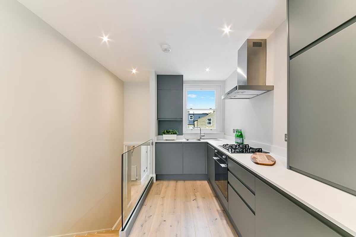 flat for sale in Gosberton Road, London, SW12 WND012067222 Knight Frank